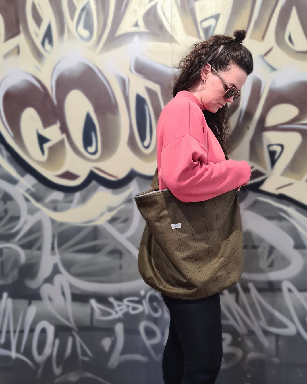 Mom-Bag „Nova“- Geräumige Canvas-Tasche für den Mama-Alltag mit Leo-Futter & Extra-Täschchen