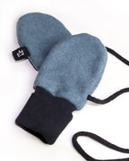 Baby Handschuhe in blau mit Schnur