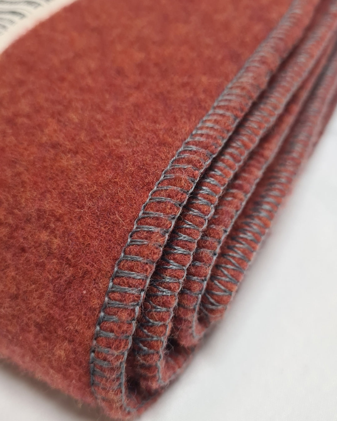 Luxusteil Babydecke aus 100 % Merino Fleece