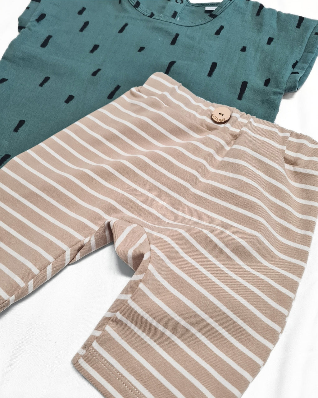 Sommerliches Kleiderset für Kinder in Größe 86/92 – Musselin Shirt und Jersey Bermuda