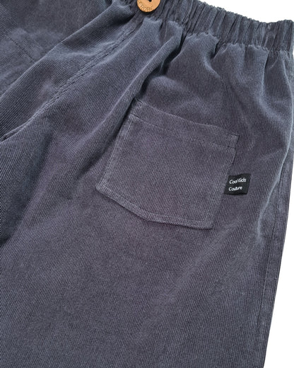 Mädchenhose aus Babycord – gerade geschnittene Cordhose in Bio-Qualität (Gr. 104–134)