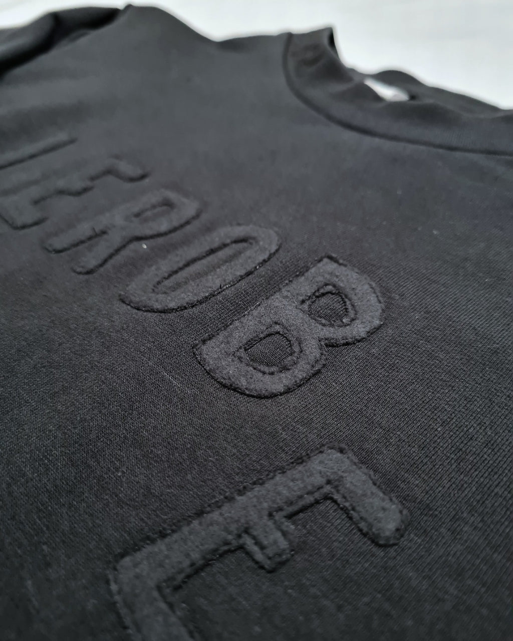 LEROBE Sweater „Cool Kid“ - Oversize Sweater mit Applikation 104-134